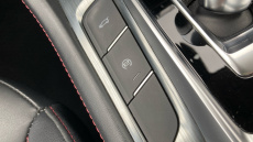 MG Hs 1.5 T-GDI Exclusive 5dr DCT Petrol Hatchback